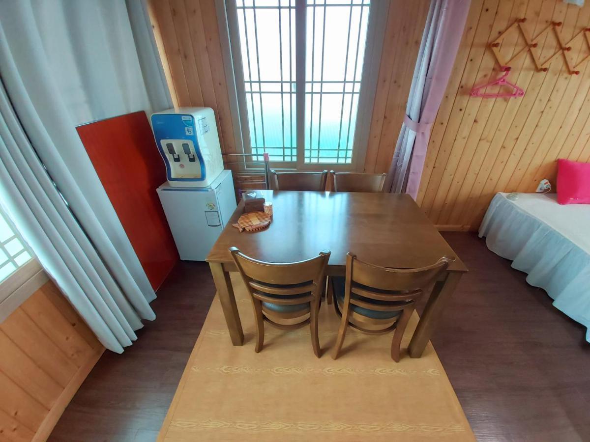 Feeling Good House Hotel Jeju Exterior photo